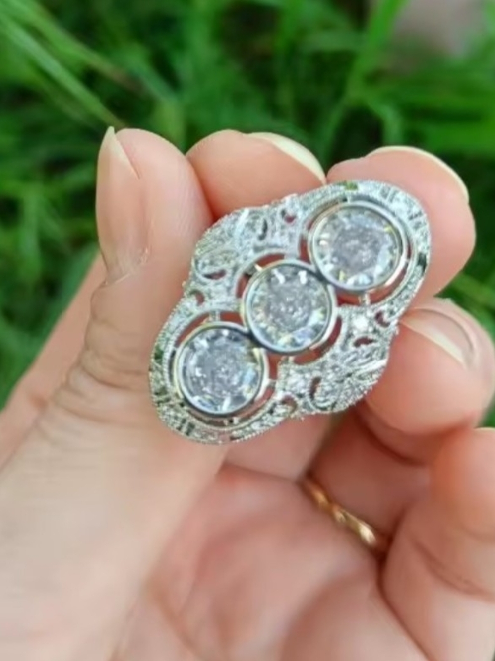 White Rhodium Sapphire Filigree Cocktail Ring